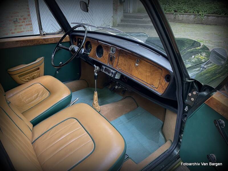 Image 2/41 of Vanden Plas 1100&#x2F;1275 (1966)