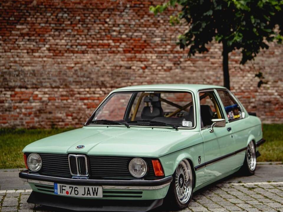 Afbeelding 2/44 van BMW 315 (1983)