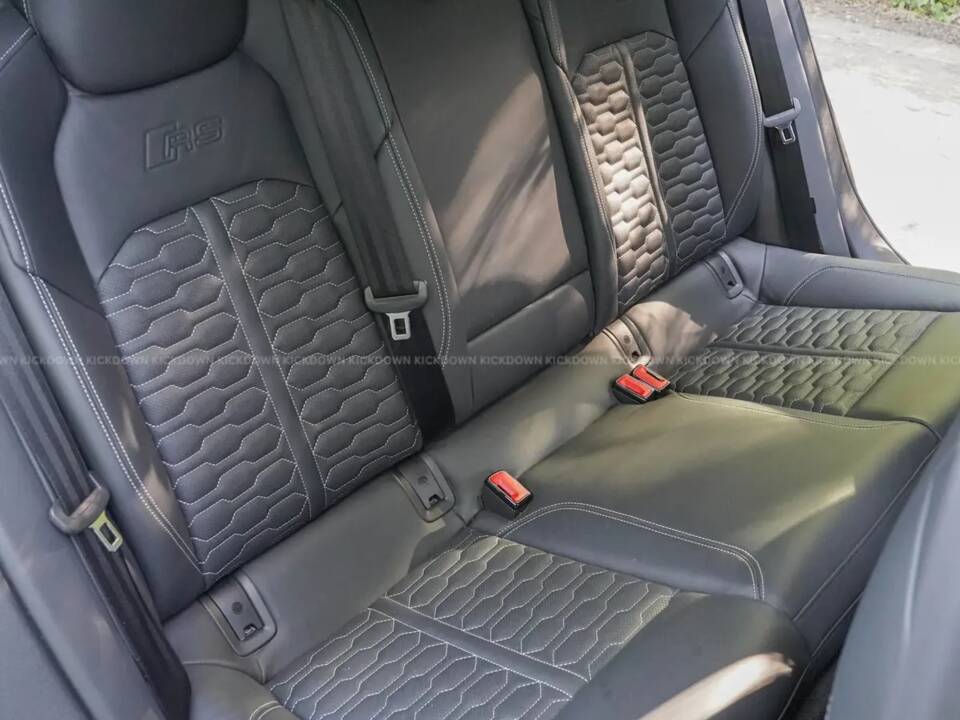 Image 8/12 of Audi RS6 Avant (2021)