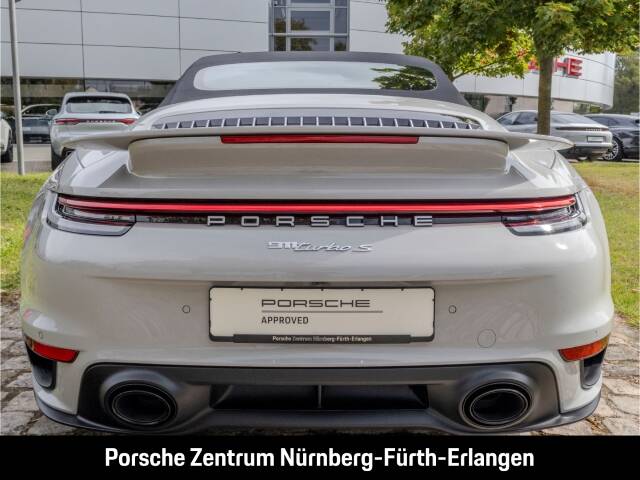 Obraz 4/50 pojazdu Porsche 911 Turbo S (2023)
