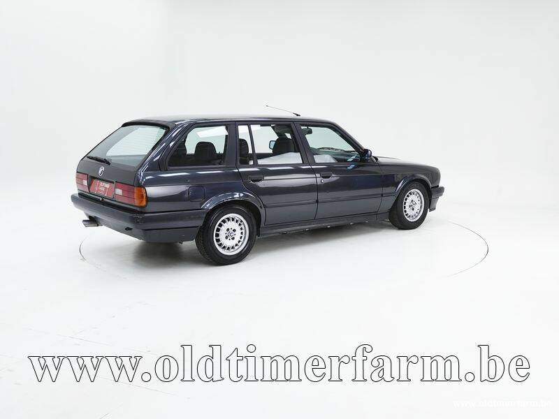 Imagen 2/15 de BMW 325i Touring (1988)