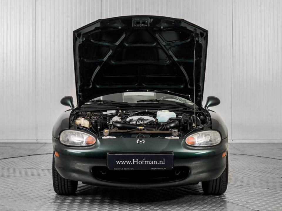 Immagine 23/50 di Mazda MX-5 1.6 (1999)