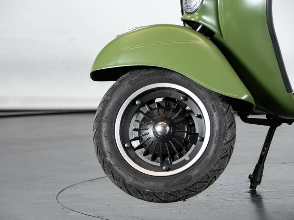 Image 19/40 of Piaggio DUMMY (1975)