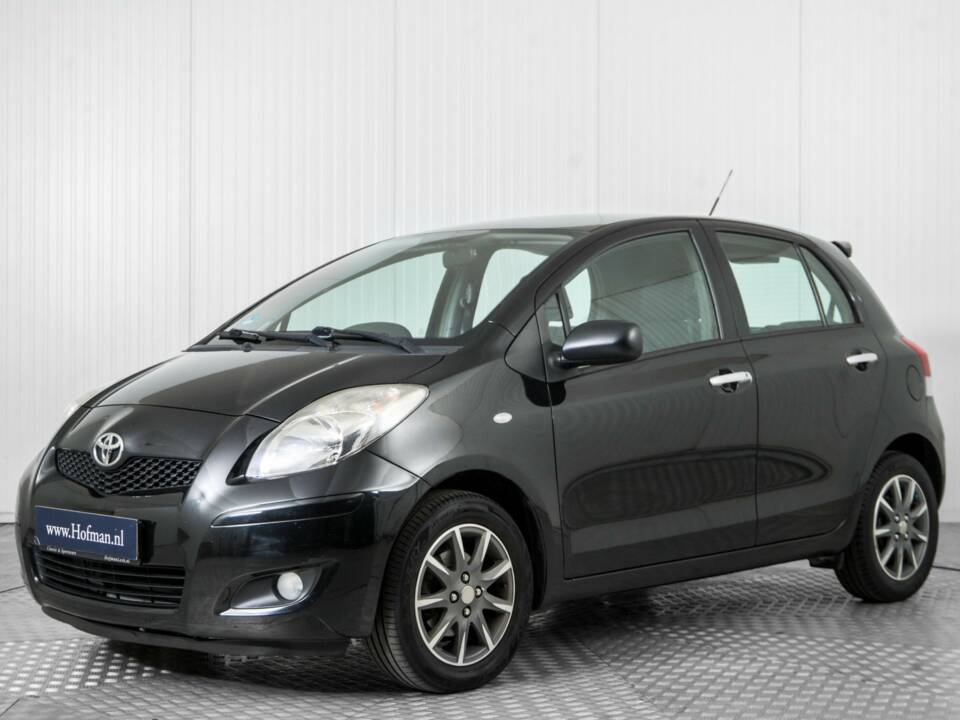 Bild 1/50 von Toyota Yaris 1.33 VVT-i (2011)