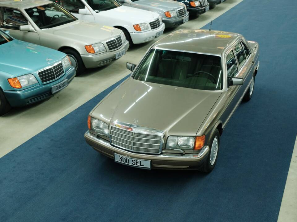 Bild 3/50 von Mercedes-Benz 300 SEL (1986)