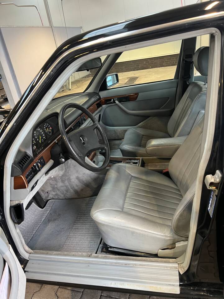 Bild 4/12 von Mercedes-Benz 380 SEL (1980)