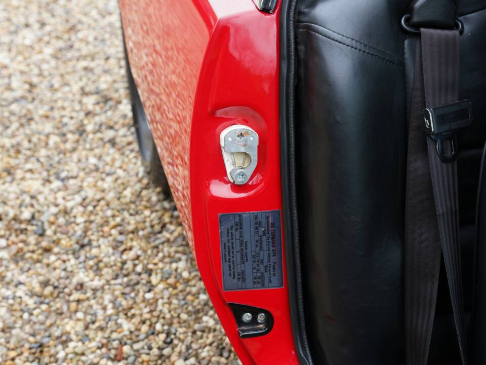 Image 21/50 of De Tomaso Pantera (1972)