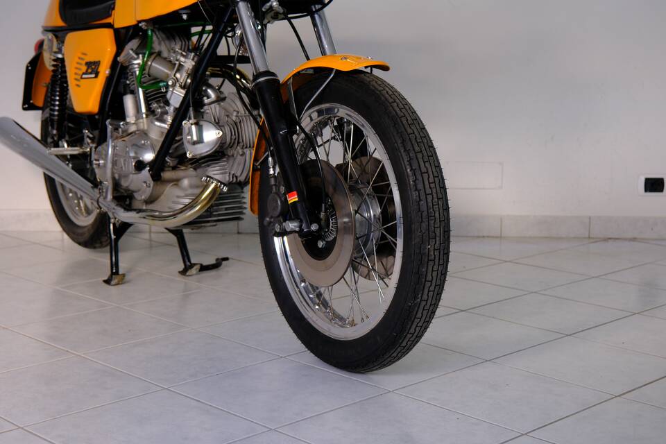 Afbeelding 18/96 van Ducati 750 Sport (1974)