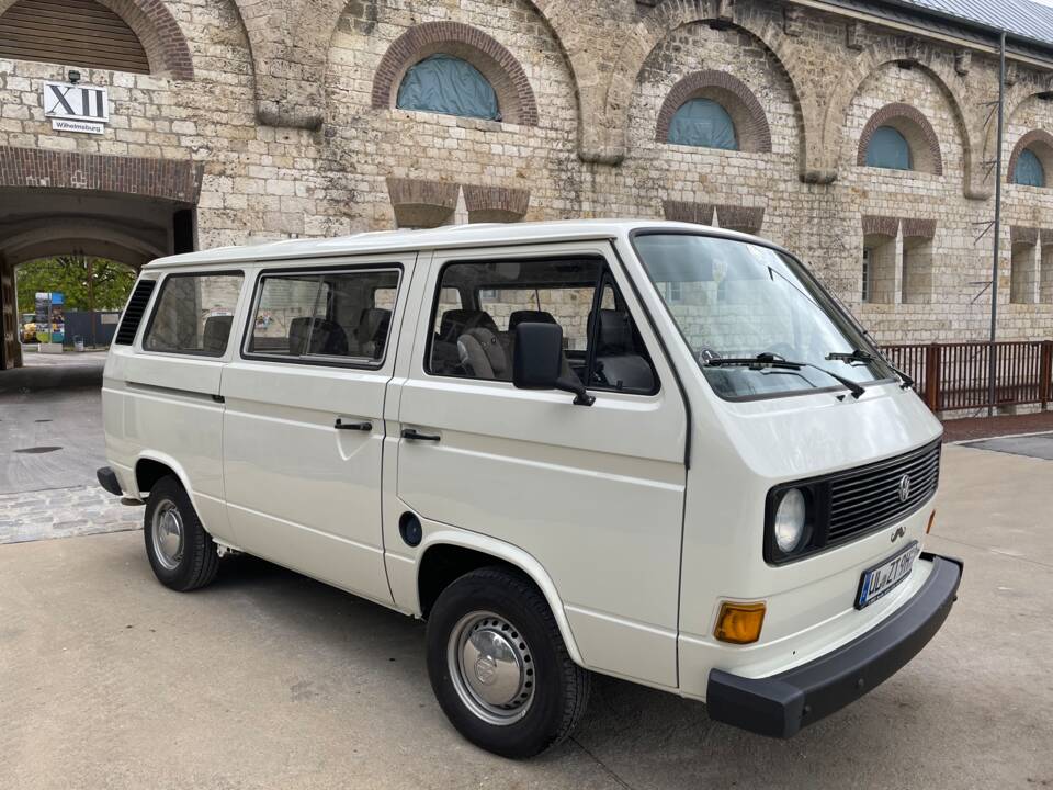 Imagen 11/40 de Volkswagen T3 Kombi 2.0 (1981)