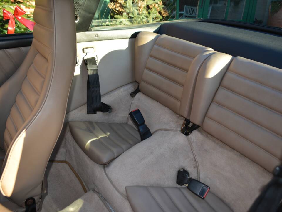 Bild 12/13 von Porsche 911 Carrera 3.2 (1984)