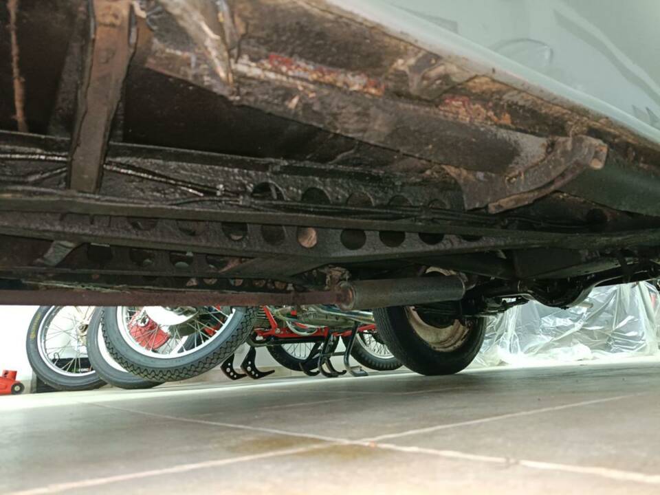 Bild 39/44 von FIAT 500 C Topolino (1950)