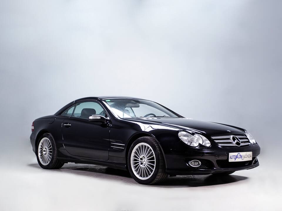 Image 7/36 of Mercedes-Benz SL 500 (2006)