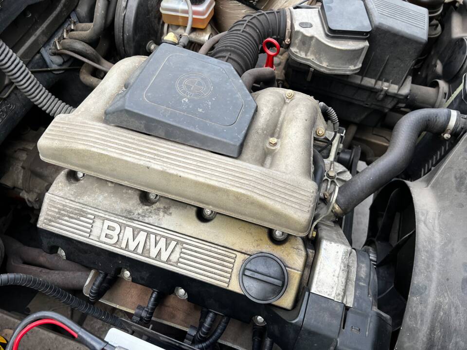 Imagen 51/100 de BMW 518i (1991)
