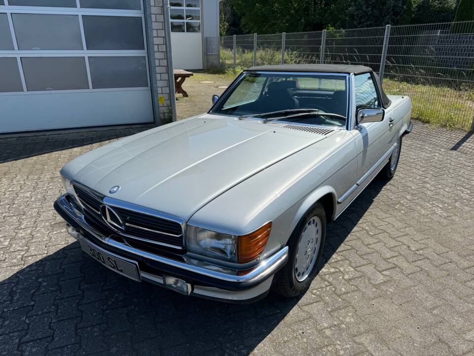 Bild 10/72 von Mercedes-Benz 300 SL (1988)