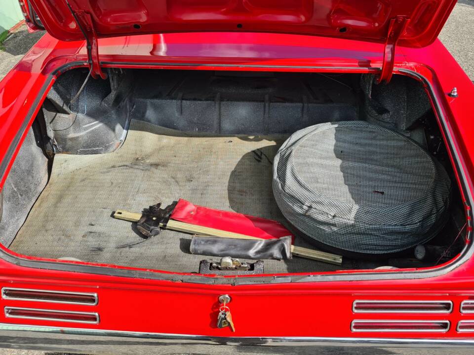 Image 16/23 of Pontiac GTO (1967)