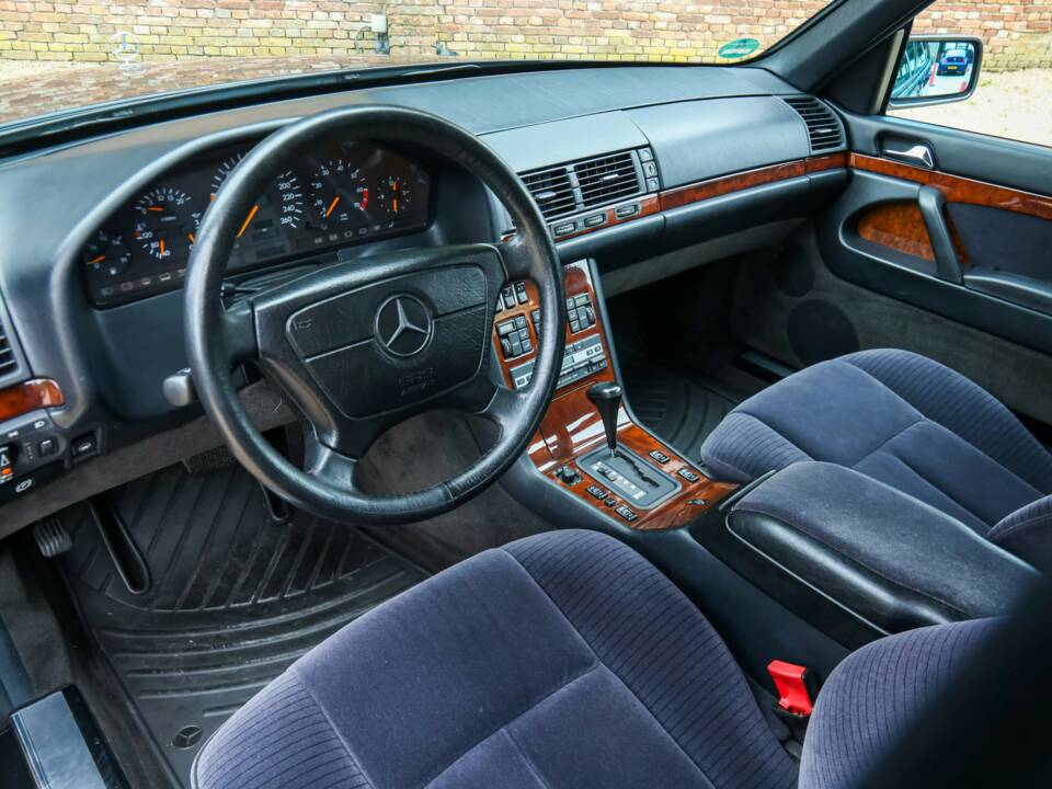 Bild 3/50 von Mercedes-Benz 400 SE (1991)