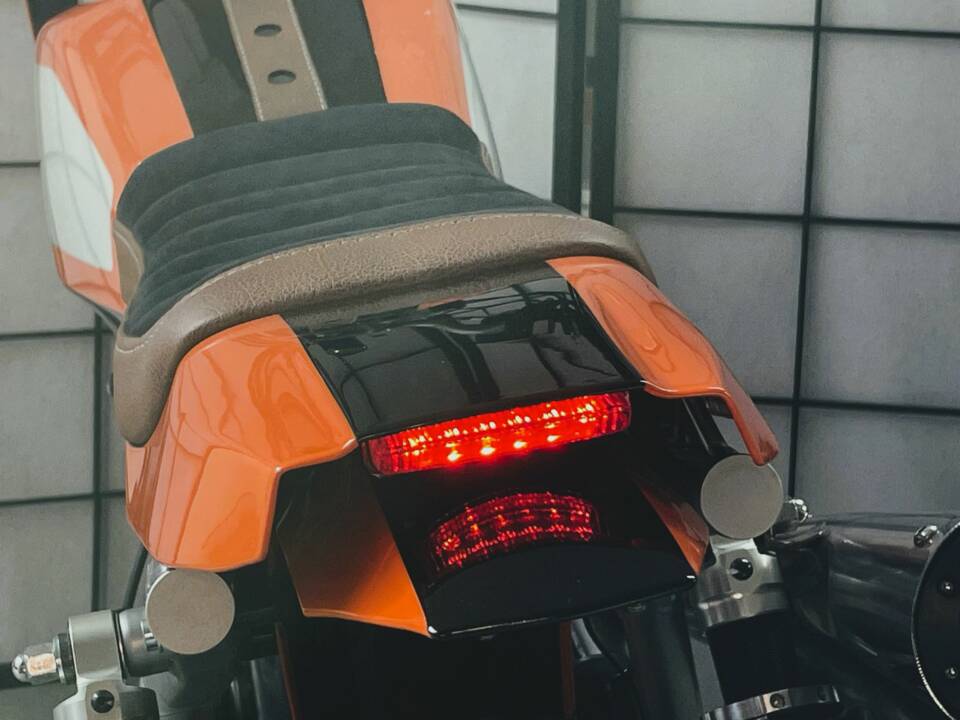 Image 33/34 of Honda DUMMY (1983)