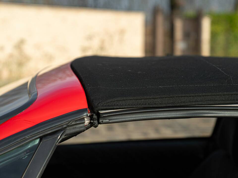 Bild 23/50 von Opel Calibra 2,0 Piecha (1993)