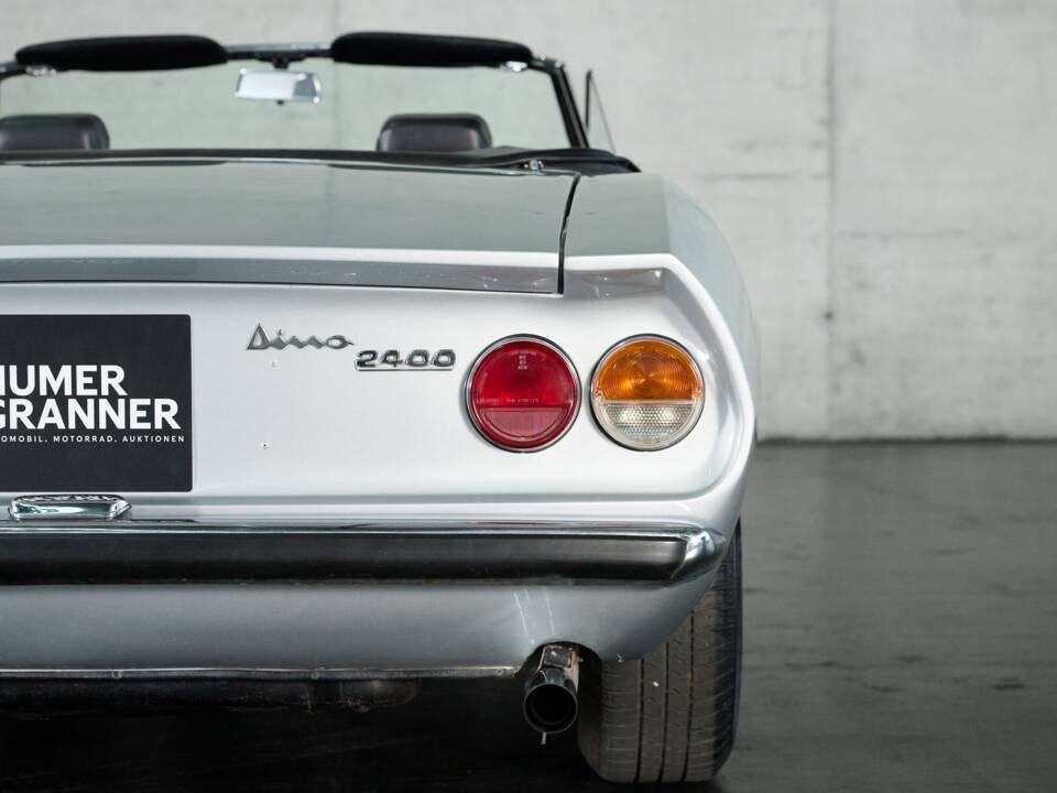 Imagen 24/50 de FIAT Dino 2400 Spider (1971)