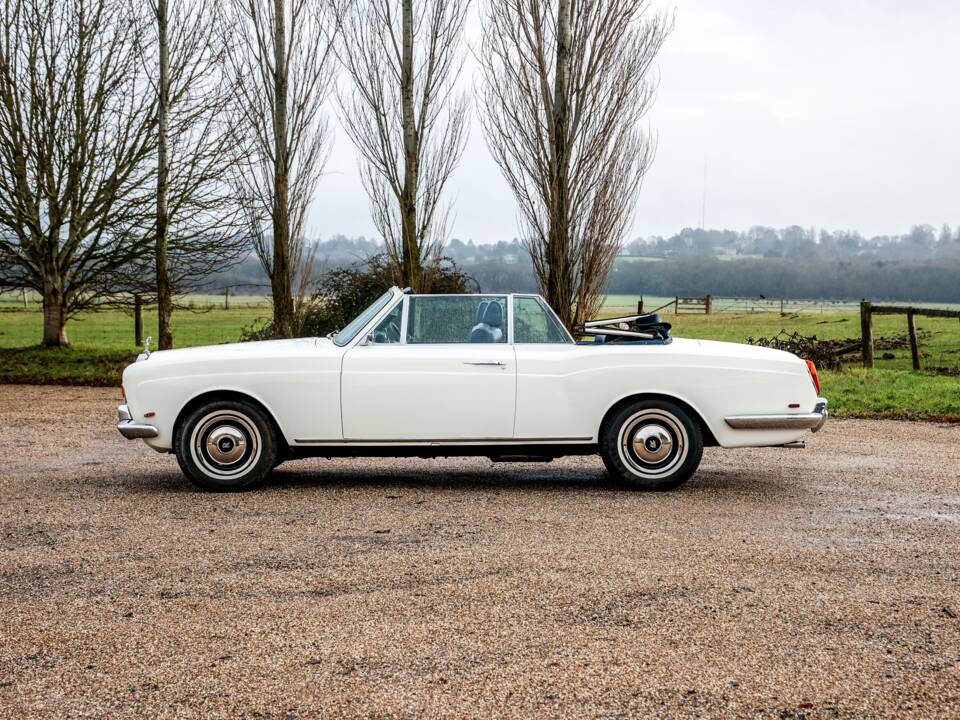 Image 10/23 of Rolls-Royce Silver Shadow I (1969)