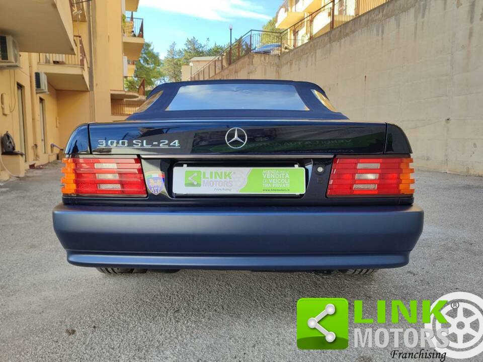 Image 6/10 de Mercedes-Benz 300 SL-24 (1992)