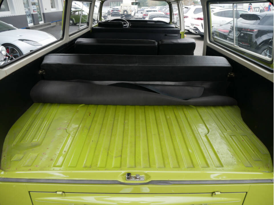 Immagine 20/21 di Volkswagen T2b Deluxe (1975)