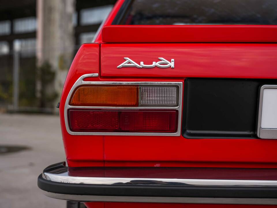Afbeelding 18/41 van Audi 80 S/LS (1976)