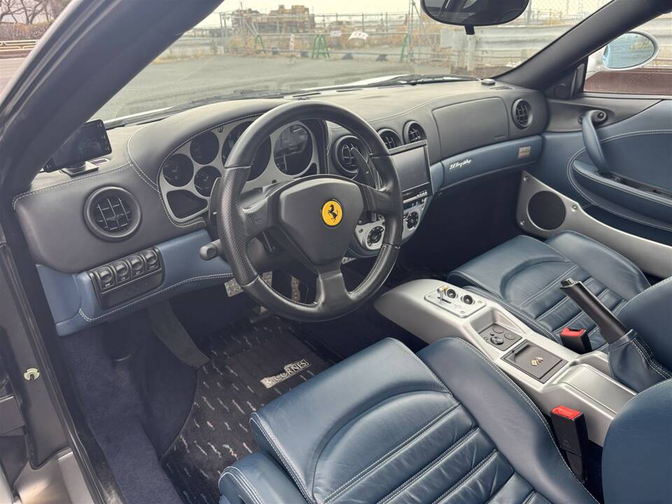 Immagine 10/44 di Ferrari 360 Spider (2004)