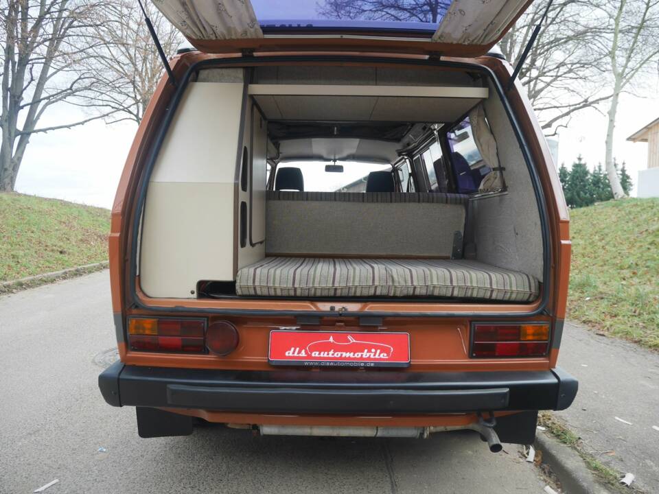 Image 33/43 of Volkswagen T3 Westfalia 1.6 (1981)