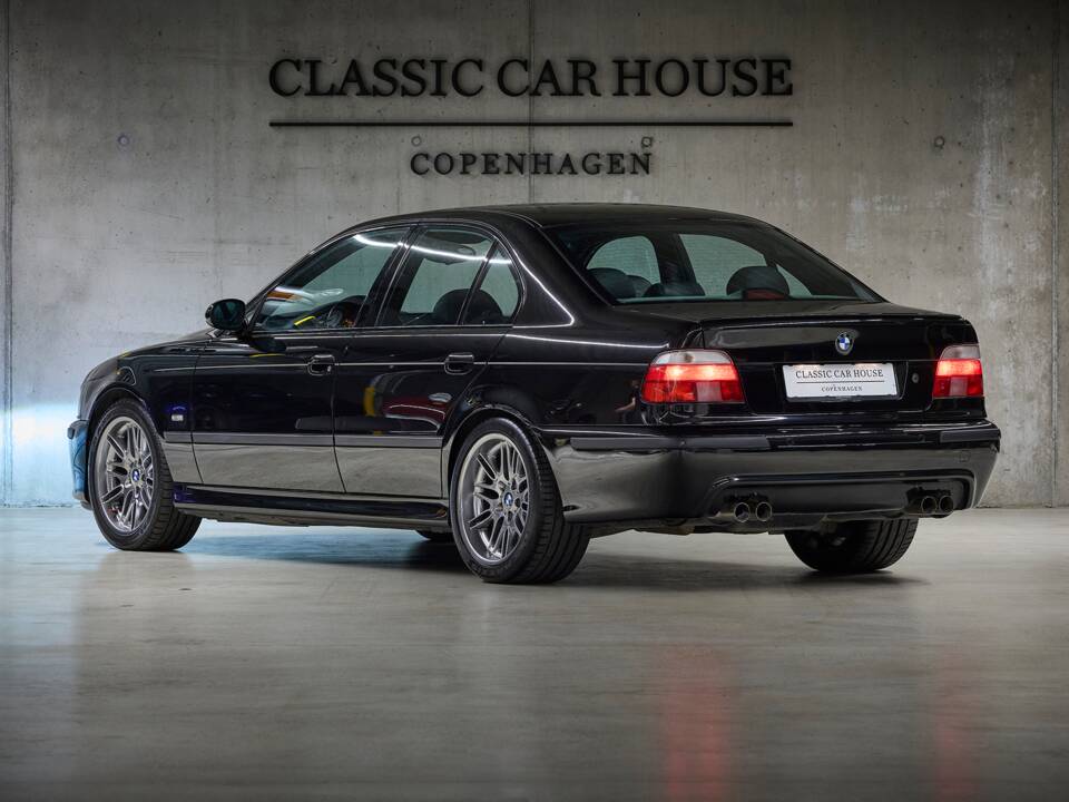 Image 7/99 of BMW M5 (2000)