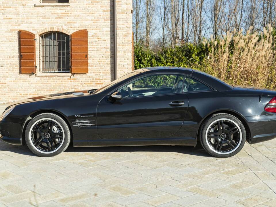 Imagen 7/50 de Mercedes-Benz SL 55 AMG (2002)