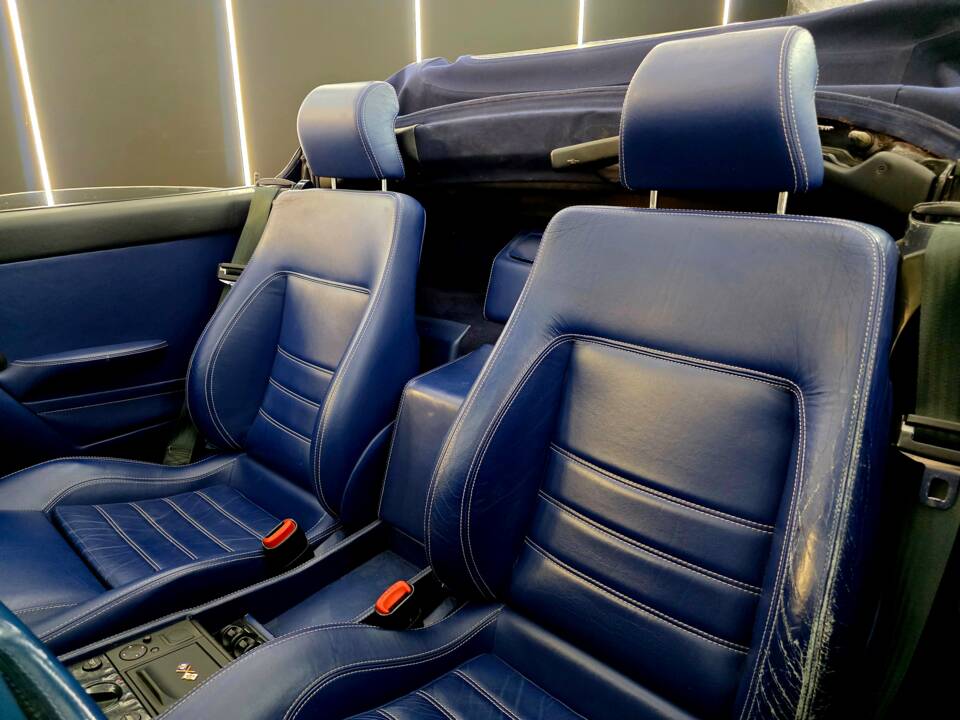 Bild 12/25 von Ferrari F 355 Spider (1996)