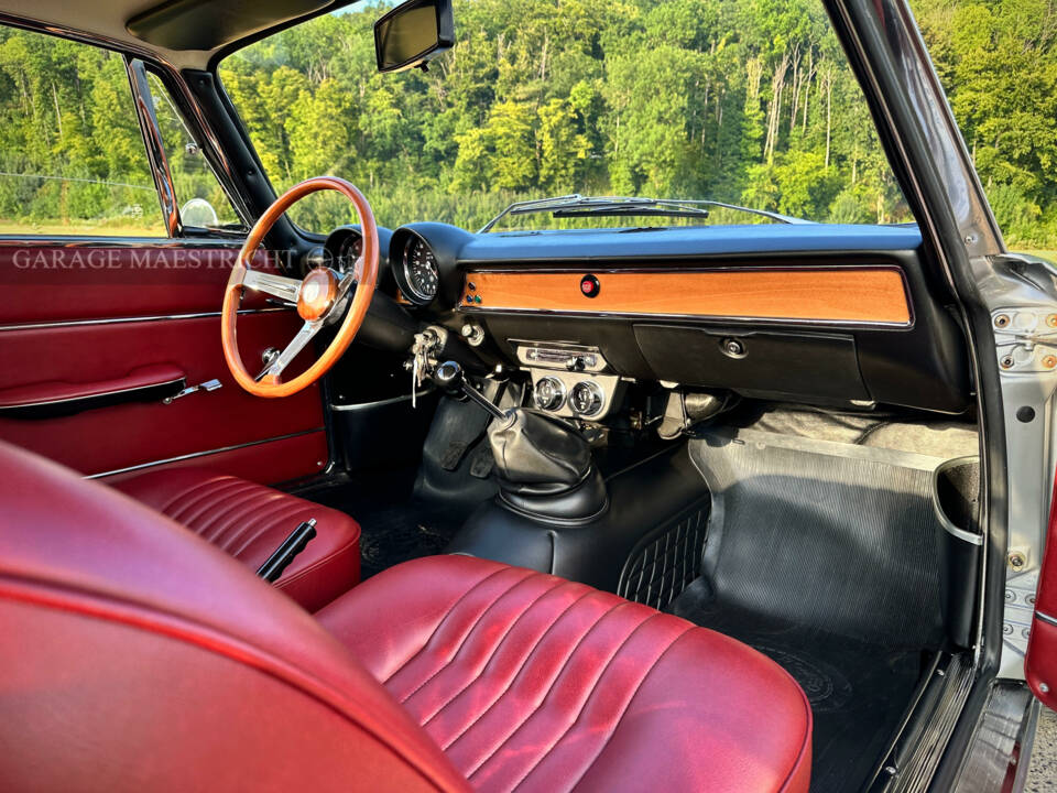 Afbeelding 36/84 van Alfa Romeo Giulia 1600 GT Junior (1972)