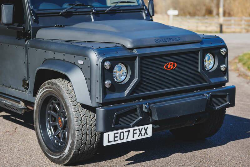 Bild 8/50 von Land Rover Defender Tophat (2007)