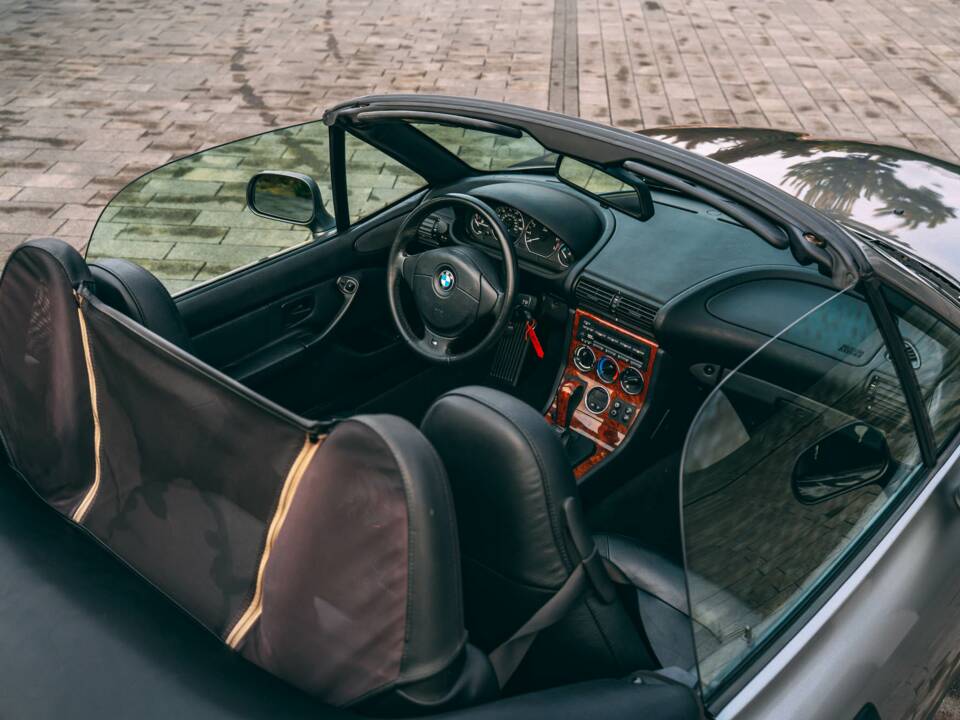 Afbeelding 70/86 van BMW Z3 2.5 (2001)