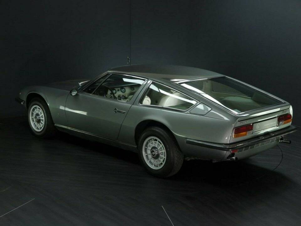Afbeelding 6/30 van Maserati Indy 4900 (1973)