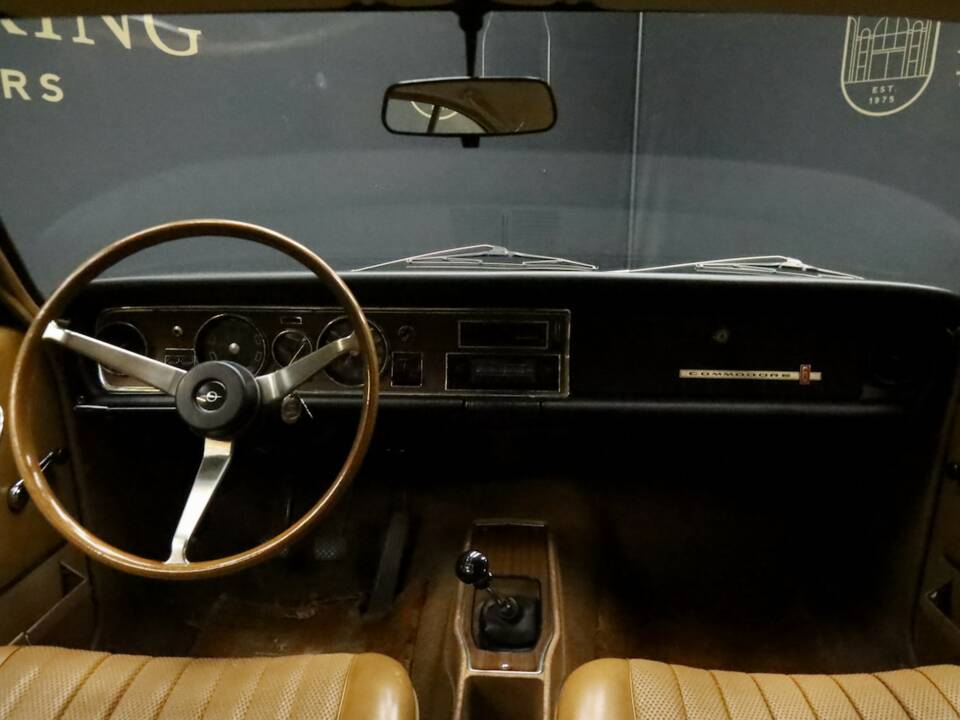 Afbeelding 34/50 van Opel Commodore 2,5 GS (1969)