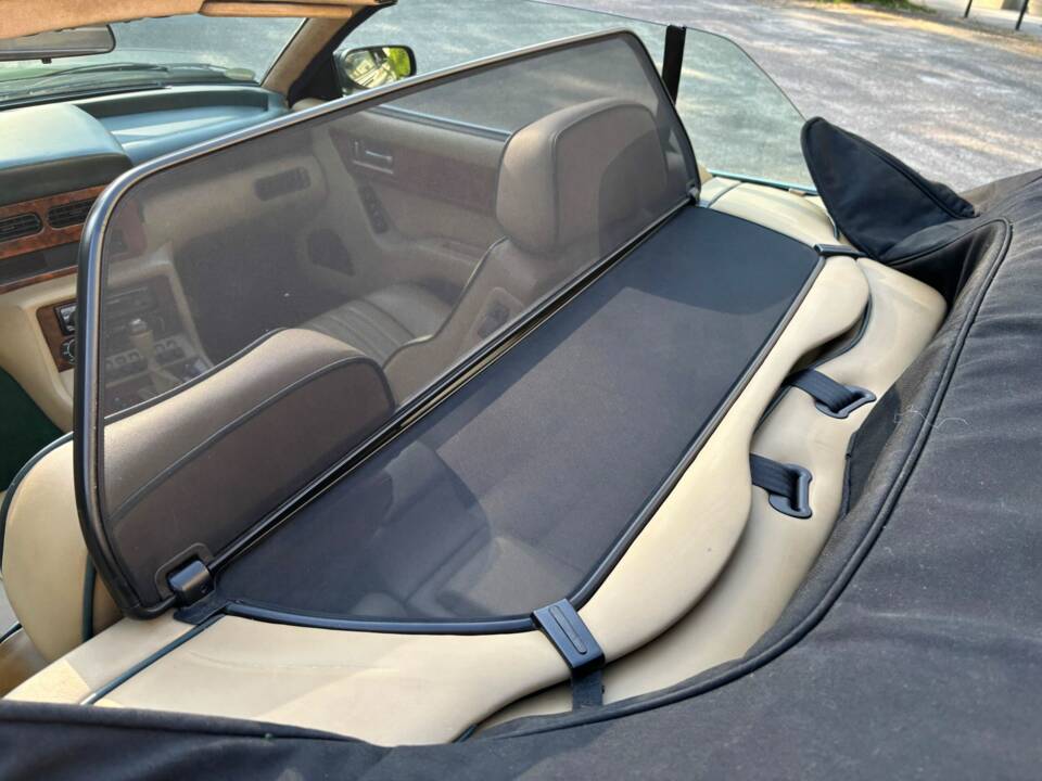Immagine 9/10 di Aston Martin Virage Volante (1994)