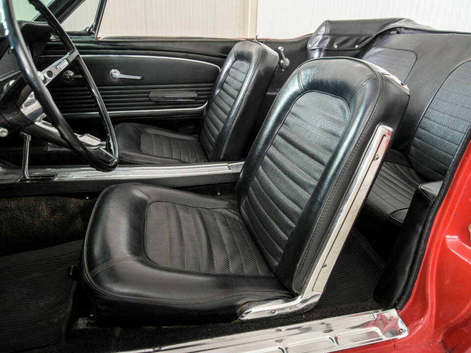Image 15/50 of Ford Mustang 289 (1966)