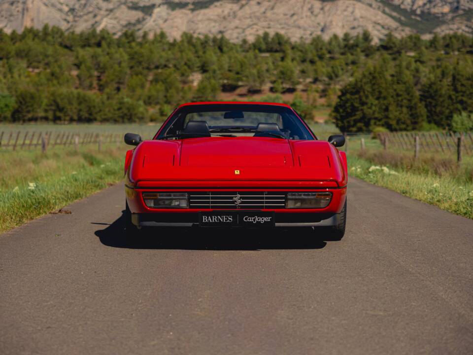 Image 5/60 of Ferrari 328 GTS (1986)