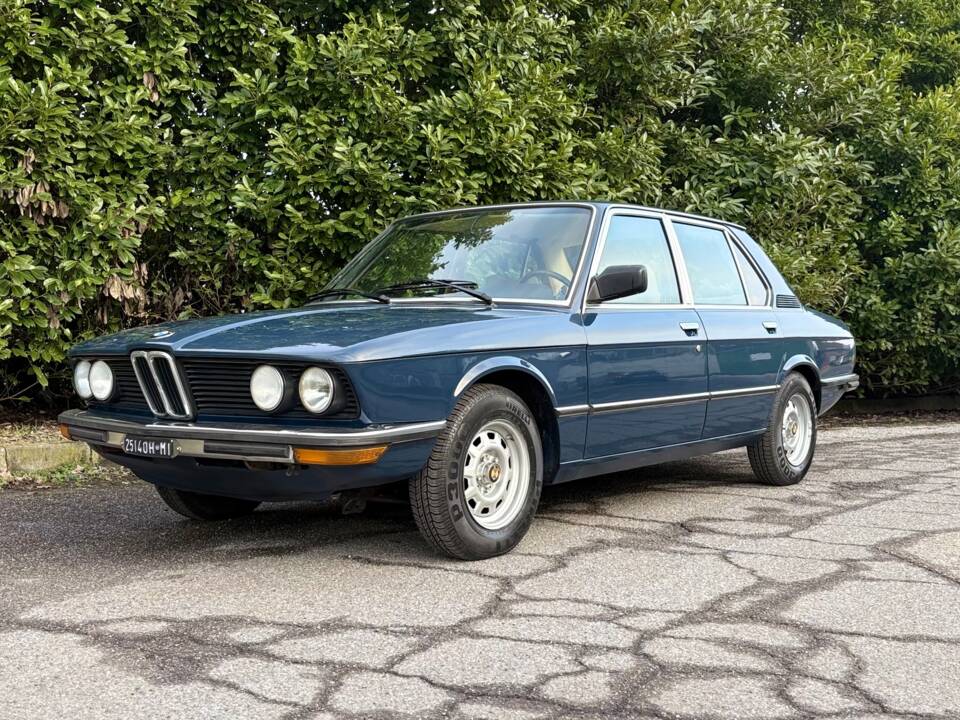 Bild 1/30 von BMW 518 (1980)