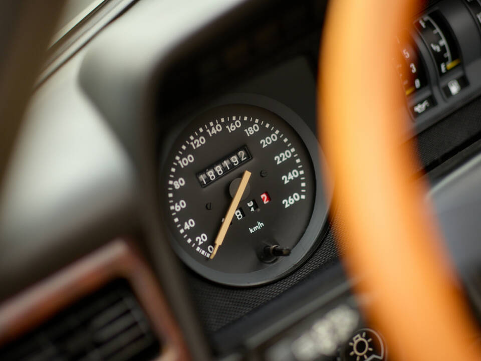 Image 20/37 of Jaguar XJ-S Convertible (1989)