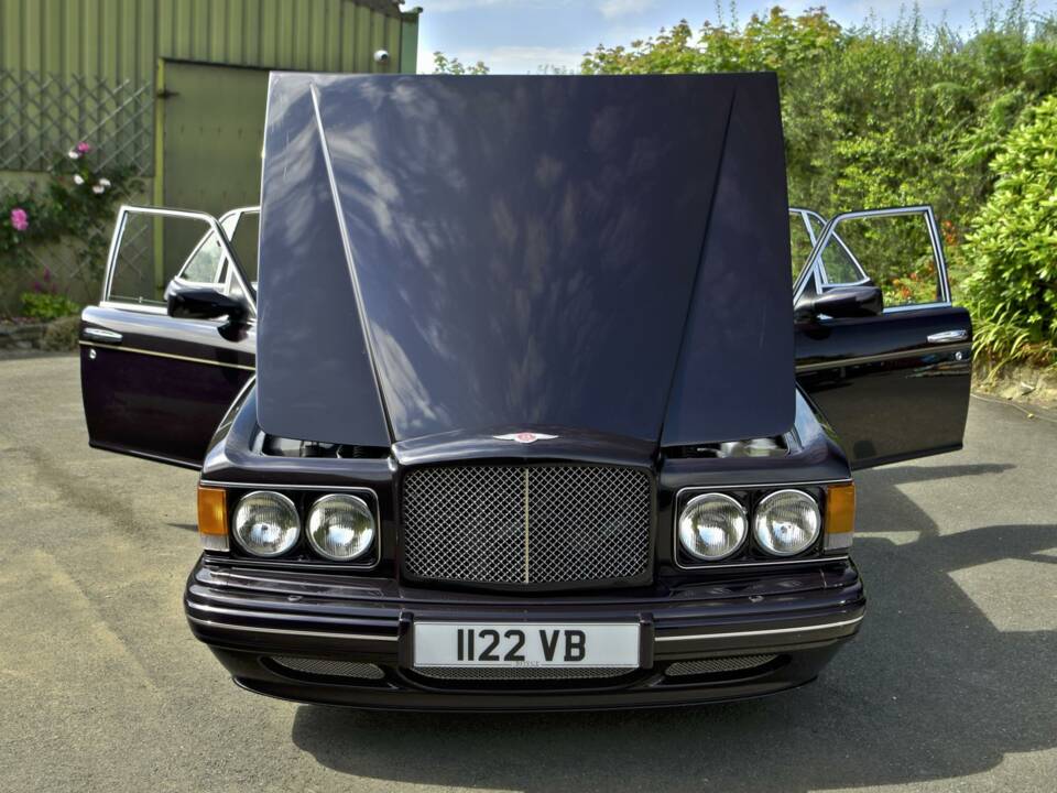 Image 14/50 of Bentley Turbo RT (1997)