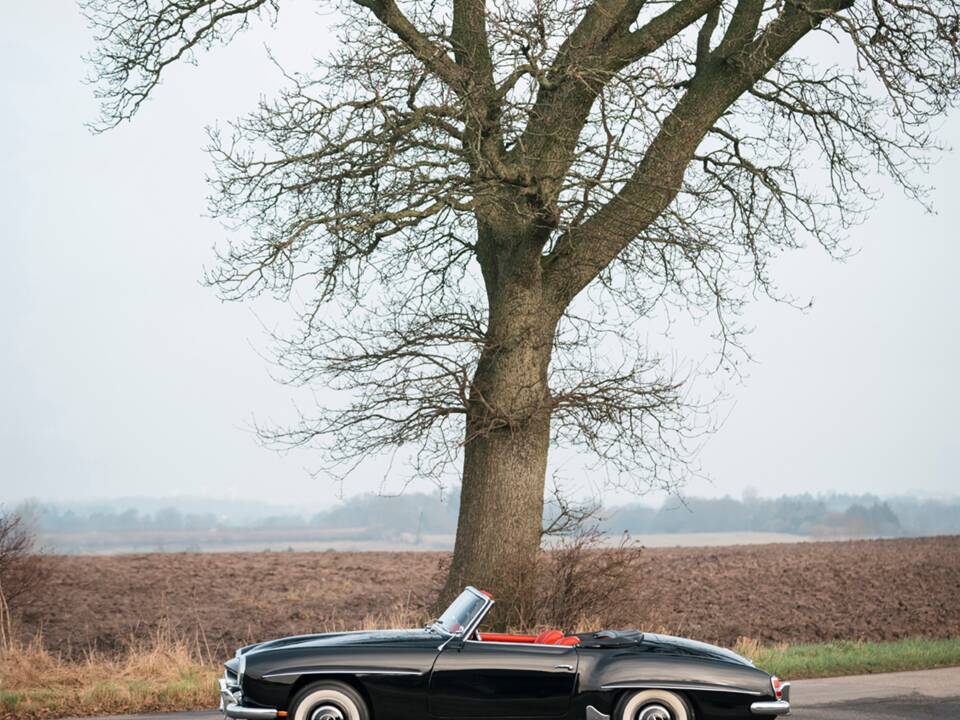Image 22/22 of Mercedes-Benz 190 SL (1963)