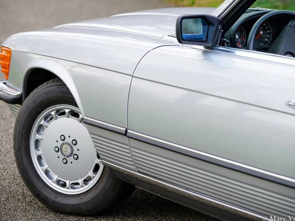 Bild 49/59 von Mercedes-Benz 280 SL (1985)