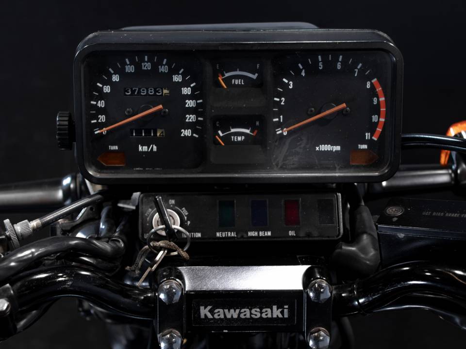 Image 39/43 of Kawasaki DUMMY (1980)