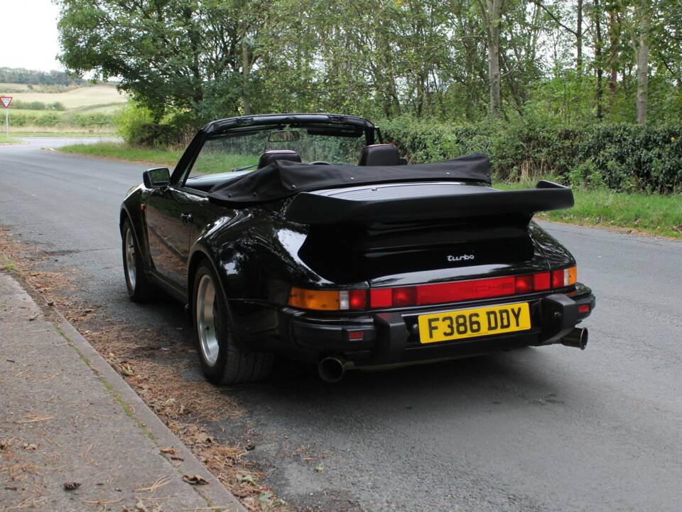 Image 4/18 de Porsche 911 Turbo 3.3 Flatnose (1988)