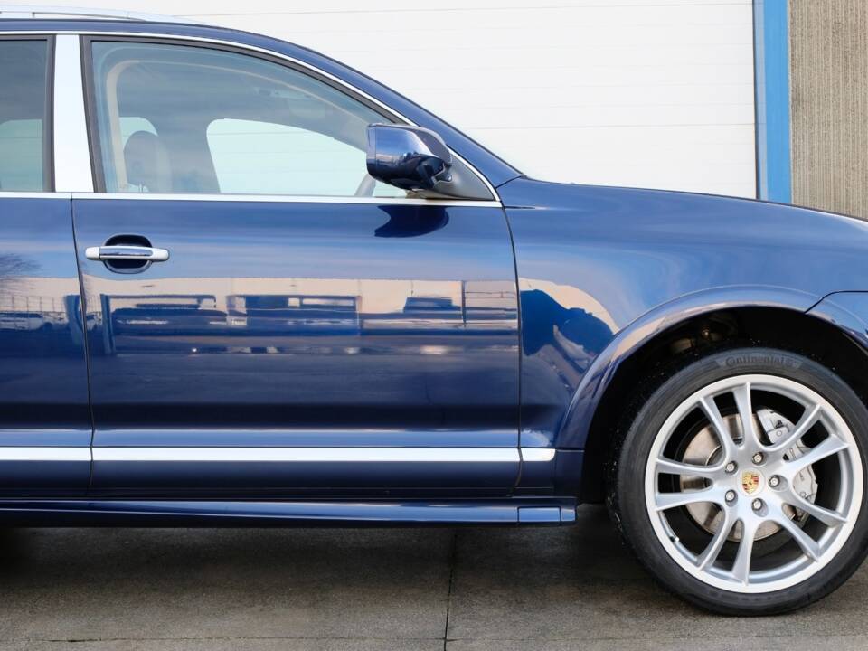 Immagine 8/70 di Porsche Cayenne S (2007)