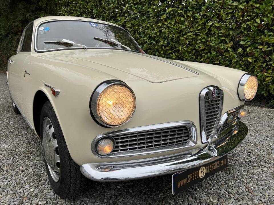 Image 5/24 of Alfa Romeo Giulietta Sprint Veloce (1959)
