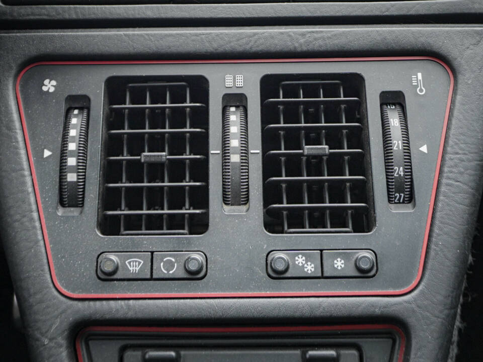 Image 20/44 de Citroën CX 25 GTI Turbo 2 (1986)